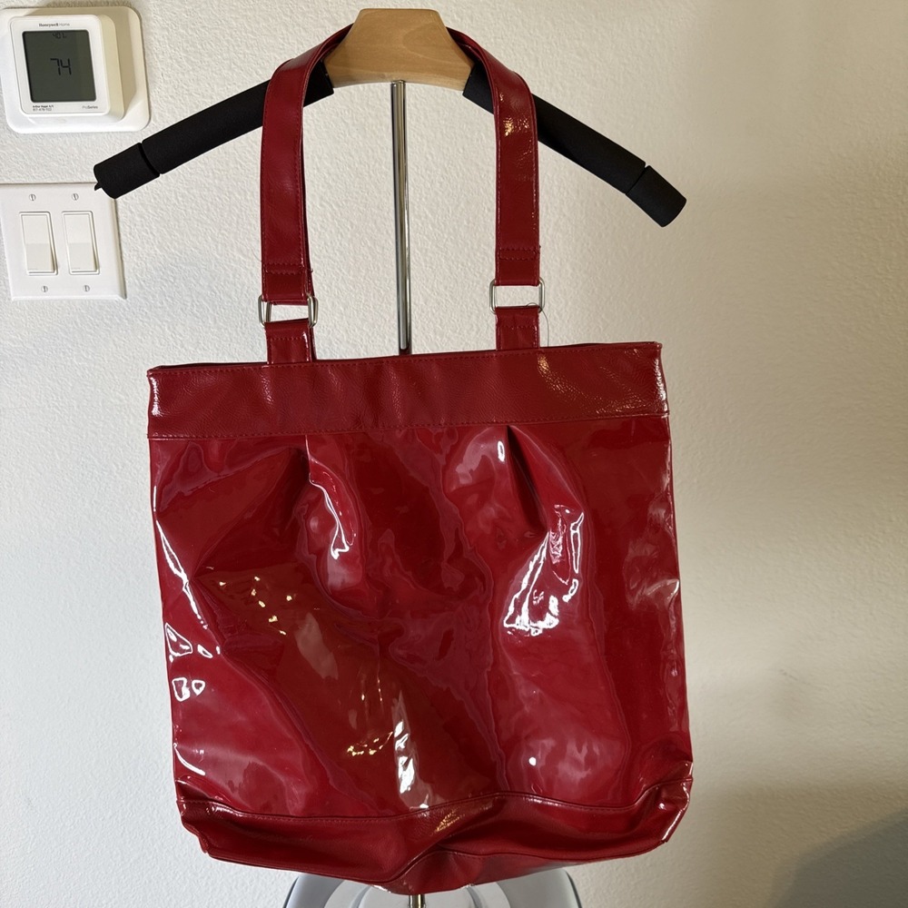 Red Patent Leather Tote Bag‎